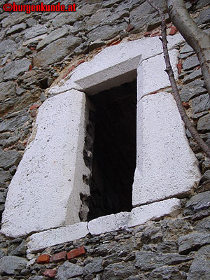 Ruine Scharfeneck bei Mannersdorf am Leithagebirge