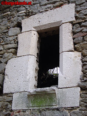 Ruine Scharfeneck bei Mannersdorf am Leithagebirge