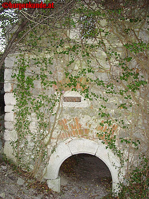 Ruine Scharfeneck bei Mannersdorf am Leithagebirge